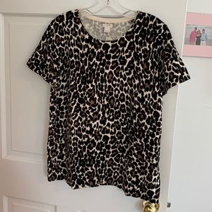 Short sleeve sweater